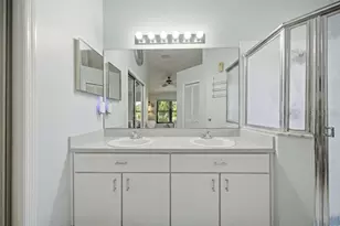 10249 Rainbow Oaks Dr, Hudson, FL 34667 - Photo 21