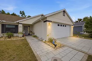 10249 Rainbow Oaks Dr, Hudson, FL 34667 - Photo 3