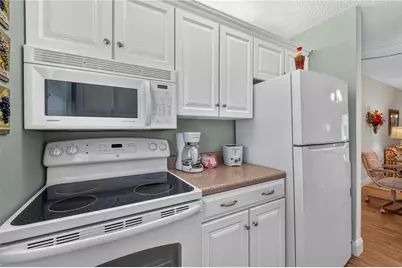 4801 Airport Road #119, Zephyrhills, FL 33542 - Photo 5
