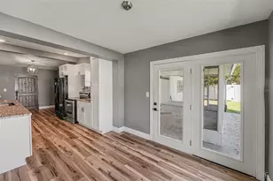 217 Garden Cir, Belleair, FL 33756 - Photo 11