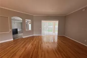3045 Sutton Woods Dr, Plant City, FL 33566 - Photo 3