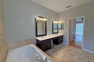 3045 Sutton Woods Dr, Plant City, FL 33566 - Photo 9