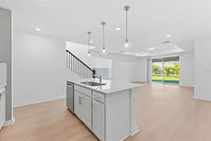 5344 Spring Maiden Circle, Apollo Beach, FL 33572 - Photo 5