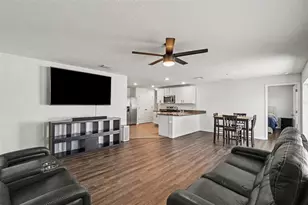 10213 Cloudburst Ct, Riverview, FL 33578 - Photo 5