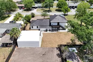 1736 W Country Club, Tampa, FL 33612 - Photo 21