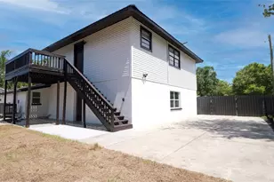 1736 W Country Club, Tampa, FL 33612 - Photo 25