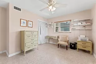 2111 W Minnehaha St, Tampa, FL 33604 - Photo 31