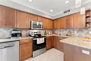 2111 W Minnehaha St, Tampa, FL 33604 - Photo 11