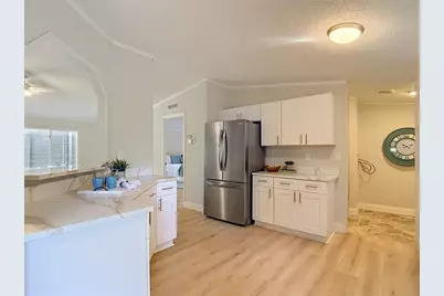 6106 Nundy Avenue, Gibsonton, FL 33534 - Photo 11