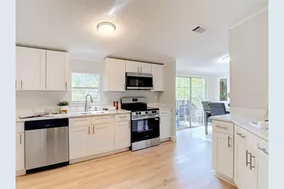 6106 Nundy Avenue, Gibsonton, FL 33534 - Photo 5