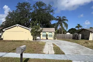 1014 Stonefence Way, Tarpon Springs, FL 34689 - Photo 1