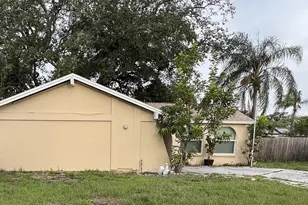 1014 Stonefence Way, Tarpon Springs, FL 34689 - Photo 1