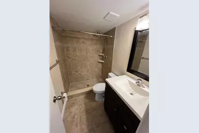 1014 Stonefence Way, Tarpon Springs, FL 34689 - Photo 5