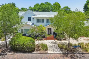 255 6th Ave N, Saint Petersburg, FL 33701 - Photo 1