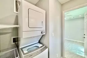 4306 Porpoise Dr, Tampa, FL 33617 - Photo 13