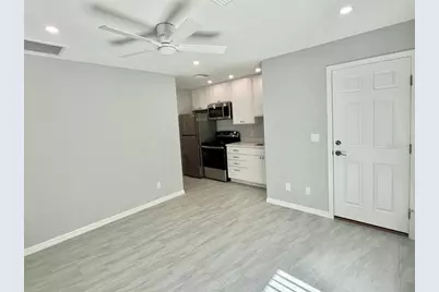 4306 Porpoise Drive #B, Tampa, FL 33617 - Photo 7