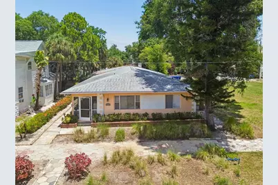 247 6th Avenue N, Saint Petersburg, FL 33701 - Photo 1