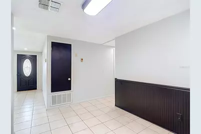 7916 Woodgrove Circle, Tampa, FL 33615 - Photo 9