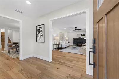 310 Park Street N, Saint Petersburg, FL 33710 - Photo 9