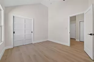 310 Park St N, Saint Petersburg, FL 33710 - Photo 45