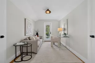 310 Park St N, Saint Petersburg, FL 33710 - Photo 63