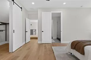 310 Park St N, Saint Petersburg, FL 33710 - Photo 57
