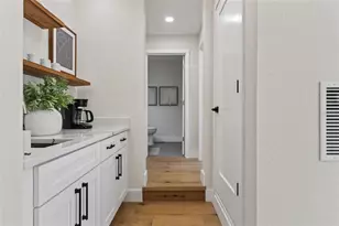 310 Park St N, Saint Petersburg, FL 33710 - Photo 65