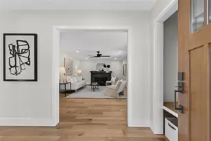 310 Park St N, Saint Petersburg, FL 33710 - Photo 9