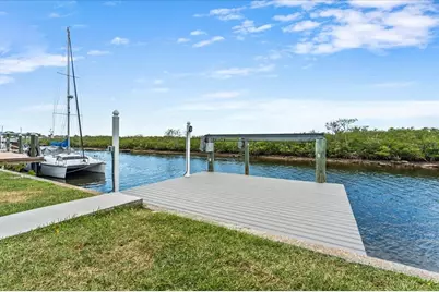 4147 Marine Parkway, New Port Richey, FL 34652 - Photo 3