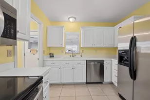 106 Silverbell Ct, Sun City Center, FL 33573 - Photo 19