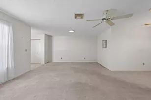 106 Silverbell Ct, Sun City Center, FL 33573 - Photo 7