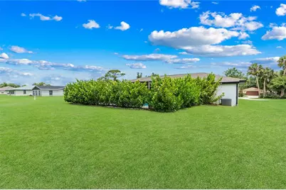 18323 Cortland Avenue, Port Charlotte, FL 33948 - Photo 39