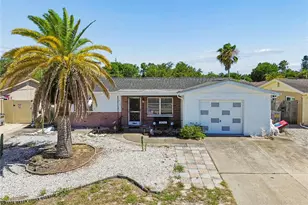 8052 Dedham Dr, Port Richey, FL 34668 - Photo 17