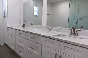 4864 Lake Charles Dr N, Kenneth City, FL 33709 - Photo 15
