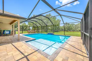 14311 Hill Country Ln, Dade City, FL 33525 - Photo 9