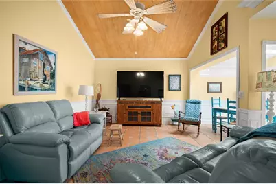 2586 Forest Run Court, Clearwater, FL 33761 - Photo 9