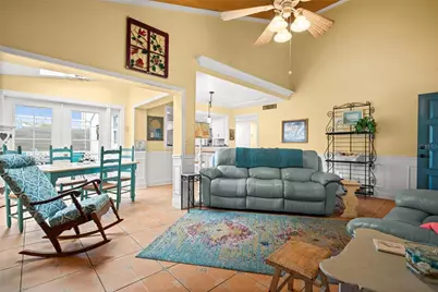 2586 Forest Run Court, Clearwater, FL 33761 - Photo 3