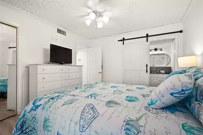2586 Forest Run Court, Clearwater, FL 33761 - Photo 21