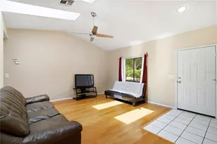 8160 Sturbridge Ct, Weeki Wachee, FL 34613 - Photo 3