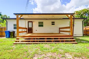 8110 Diagonal Rd N, Saint Petersburg, FL 33702 - Photo 13