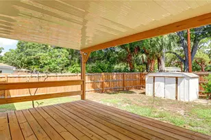 8110 Diagonal Rd N, Saint Petersburg, FL 33702 - Photo 39