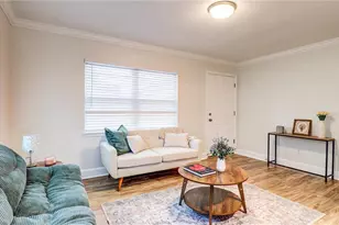 8110 Diagonal Rd N, Saint Petersburg, FL 33702 - Photo 7