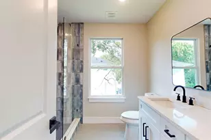 4710 21st St N, Saint Petersburg, FL 33714 - Photo 7