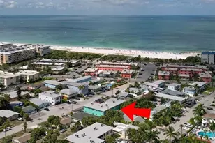555 69th Ave, Saint Petersburg, FL 33706 - Photo 3