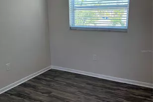 555 69th Ave, Saint Petersburg, FL 33706 - Photo 19