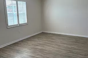 555 69th Ave, Saint Petersburg, FL 33706 - Photo 13