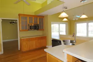 7555 Pine Valley Ln, Seminole, FL 33776 - Photo 3