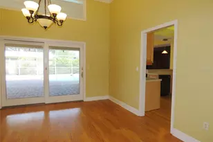 7555 Pine Valley Ln, Seminole, FL 33776 - Photo 11