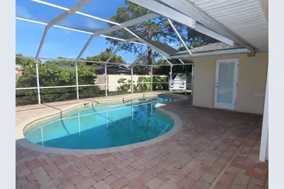 7555 Pine Valley Lane, Seminole, FL 33776 - Photo 47
