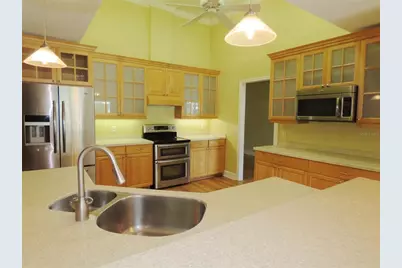 7555 Pine Valley Lane, Seminole, FL 33776 - Photo 5